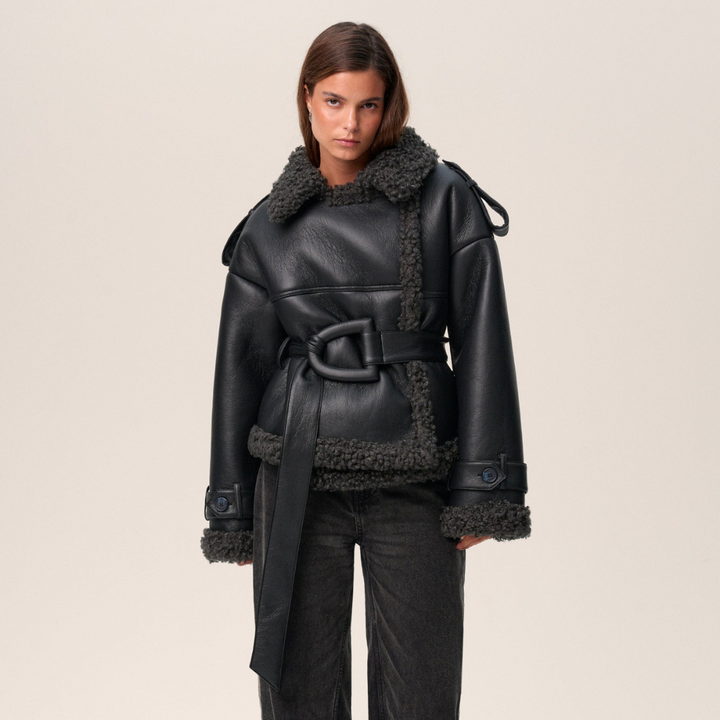 ELVIRA™ | DAMEBELTET Faux Fur-KÅPE