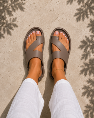 Luna Sandals