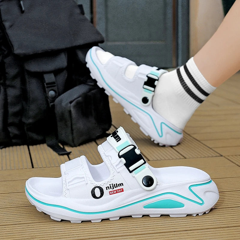 2026 Summer Men's Slippers Beach Clogs Outdoor Sandals Comfortable Soft EVA Slides Men Casual Garden Shoes Male Indoor Slippers