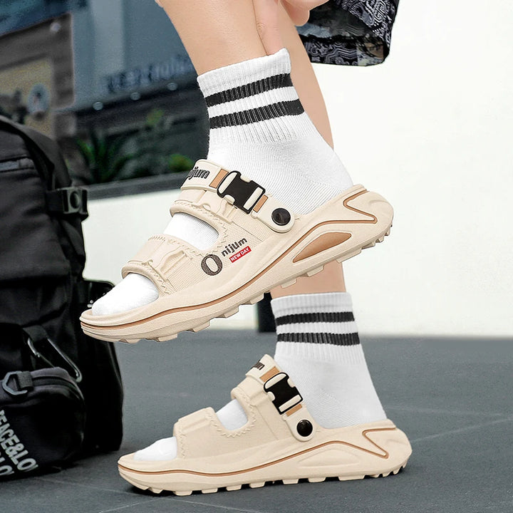 2026 Summer Men's Slippers Beach Clogs Outdoor Sandals Comfortable Soft EVA Slides Men Casual Garden Shoes Male Indoor Slippers