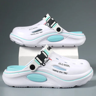 New Classic Summer Clogs Men Slipper Breathable Garden Shoes EVA Outdoor Comforty Beach Slides Home Sandals Antiskid Slippers