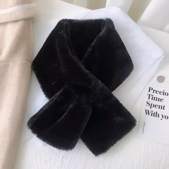 LIV ODIN™ Plysjskjerf med kryssdesign