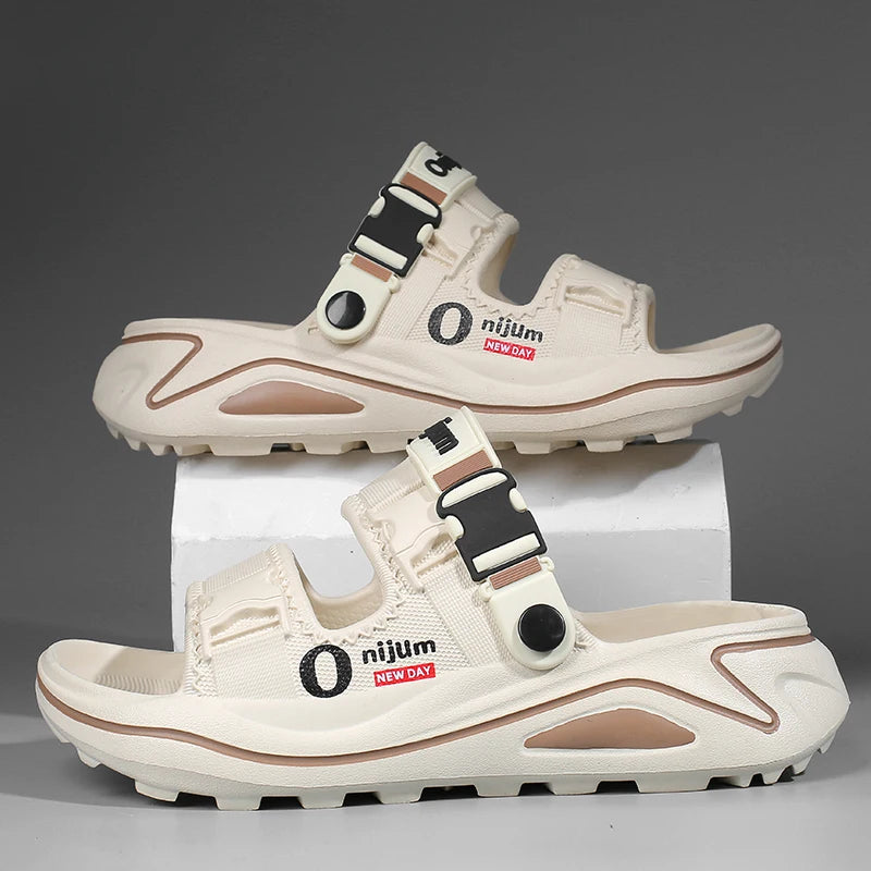 2026 Summer Men's Slippers Beach Clogs Outdoor Sandals Comfortable Soft EVA Slides Men Casual Garden Shoes Male Indoor Slippers