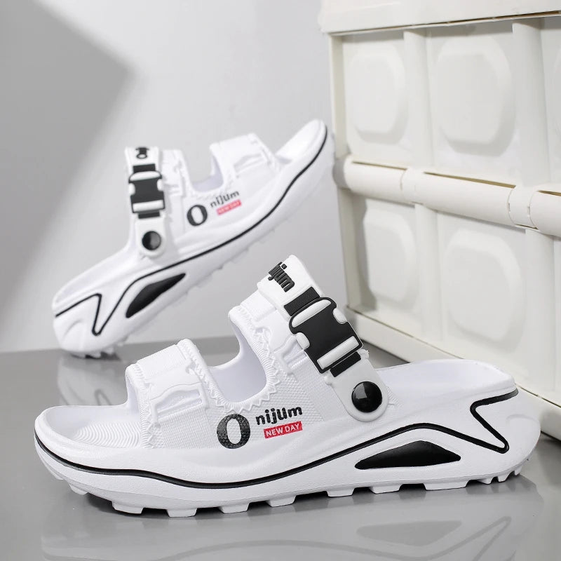 2026 Summer Men's Slippers Beach Clogs Outdoor Sandals Comfortable Soft EVA Slides Men Casual Garden Shoes Male Indoor Slippers
