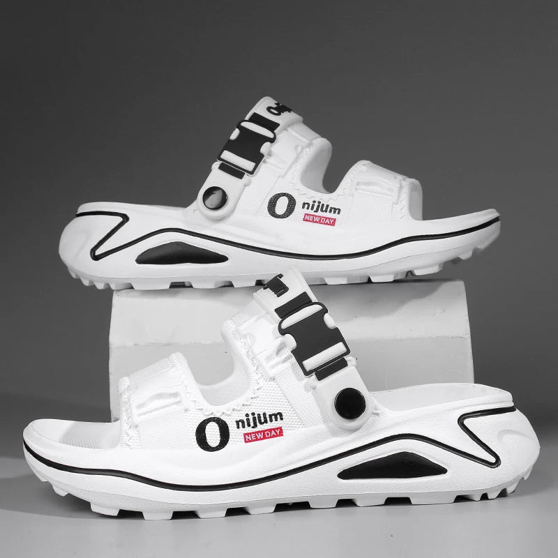 2026 Summer Men's Slippers Beach Clogs Outdoor Sandals Comfortable Soft EVA Slides Men Casual Garden Shoes Male Indoor Slippers