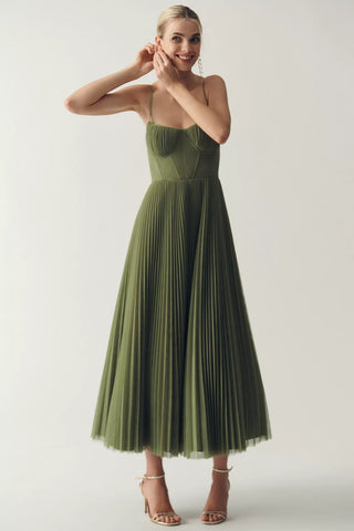 Isabella Dress – Pleated Style with Timeless Independence