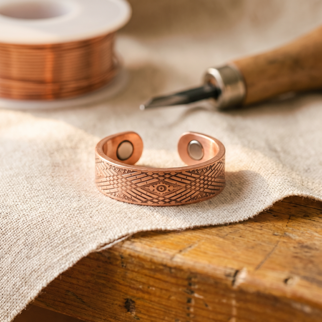 Odette | Gravered Copper Ring with Cross Pattern